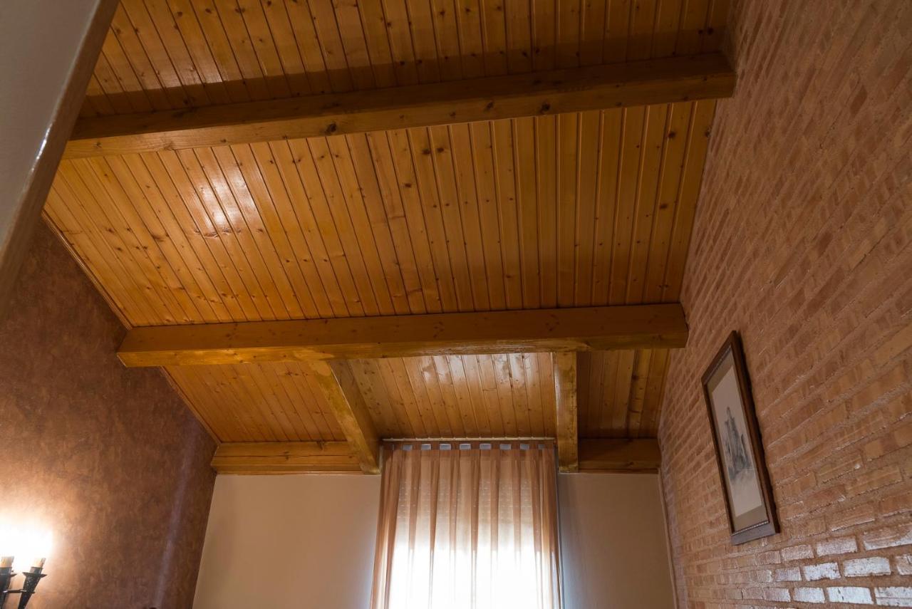 Hotel-Restaurante La Sima Castillo de Garcimuñoz 外观 照片
