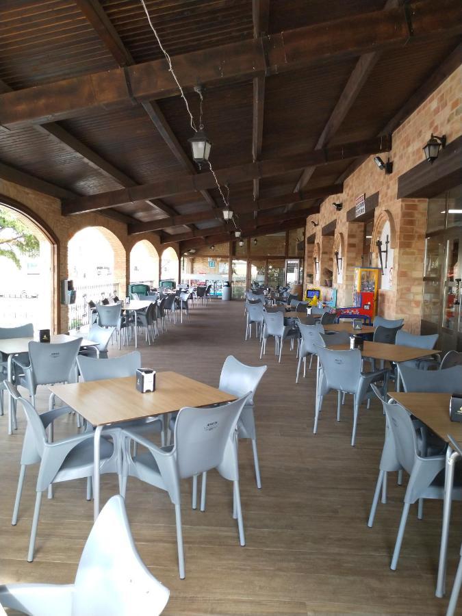 Hotel-Restaurante La Sima Castillo de Garcimuñoz 外观 照片