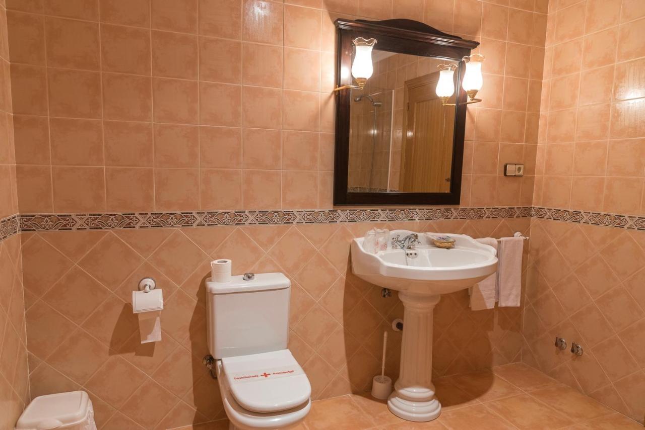 Hotel-Restaurante La Sima Castillo de Garcimuñoz 外观 照片