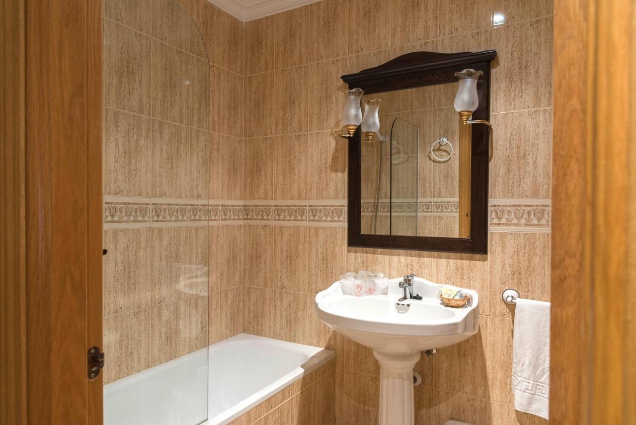 Hotel-Restaurante La Sima Castillo de Garcimuñoz 外观 照片
